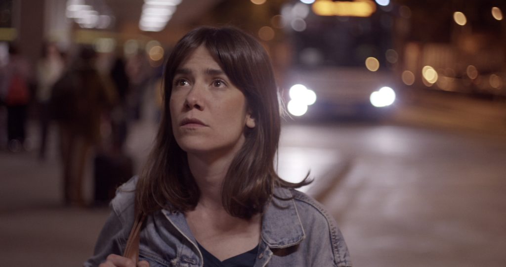 todo el mundo se parece de lejos